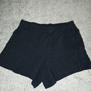 Women shorts